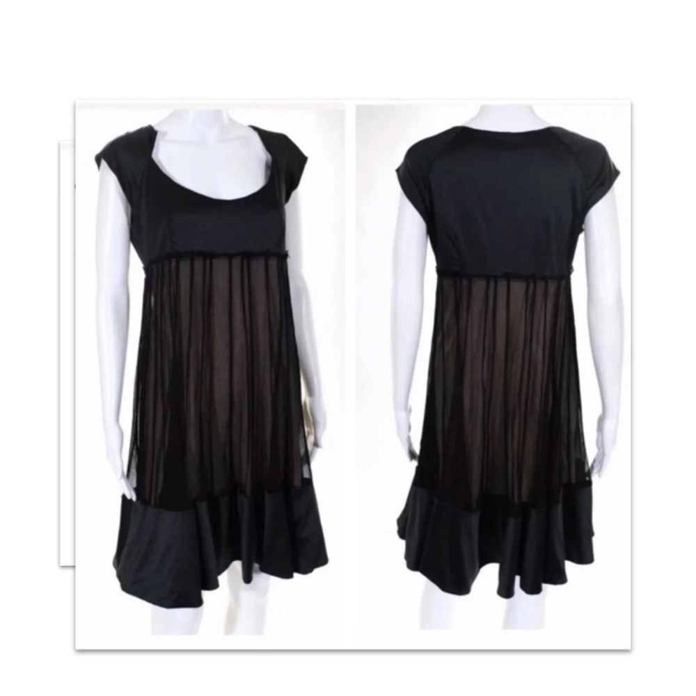 Varanasi Short Sleeve Black Shift Dress